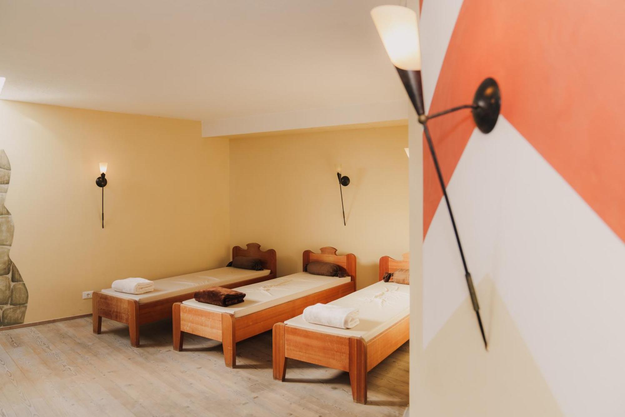 Saldur Small Active Hotel Sluderno Bagian luar foto