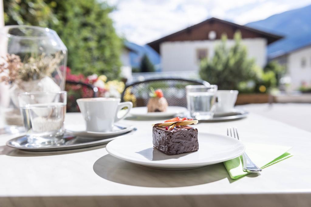 Saldur Small Active Hotel Sluderno Bagian luar foto